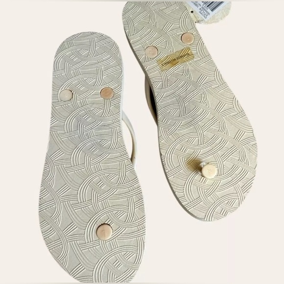 SAKROOTS NATURAL SPIRIT FLORAL PRINT THONG SANDALS NWT - Picture 9 of 9